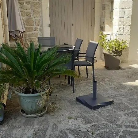 Holiday home Ma Petite Maison Dans..... *